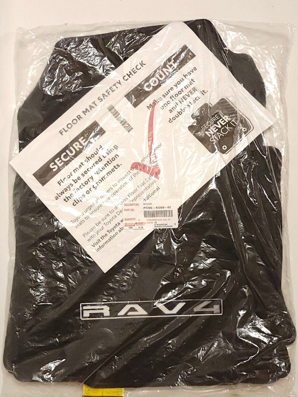 TOYOTA PT206-42260-02 OEM black carpet floor mats RAV4 BNIP